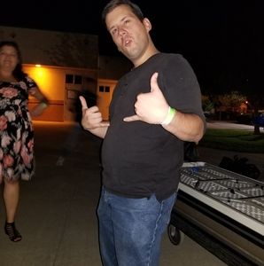 Meet your Posher, Todd